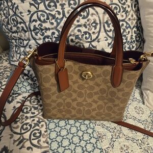 Coach EUC Signature Coated Canvas Willow Tote 24 with Convertible Straps
